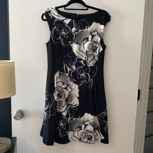 Vince Cumato Black/White party dress WITH POCKETS sz 12